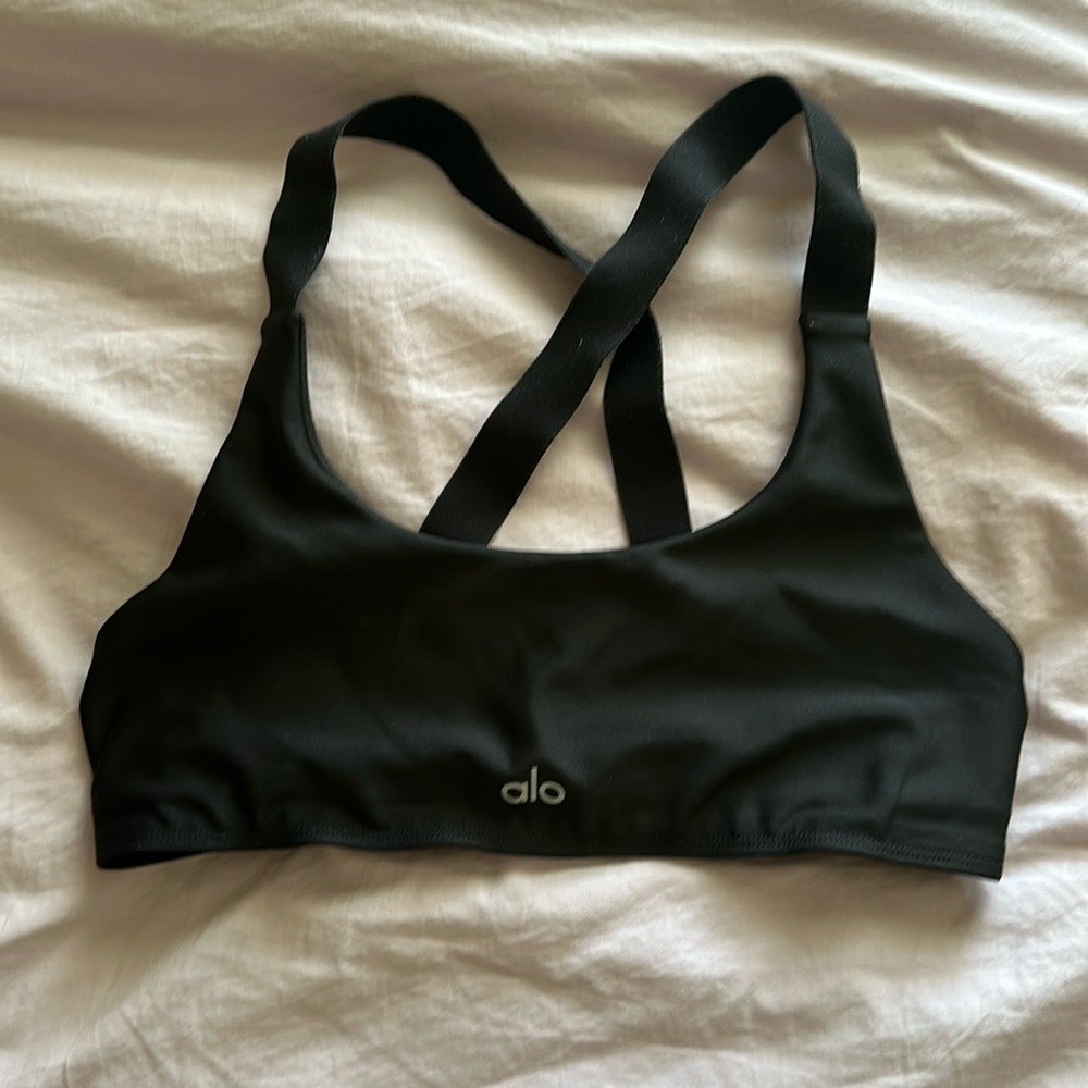 ALO Black Soft Cross-Back Sports Bra